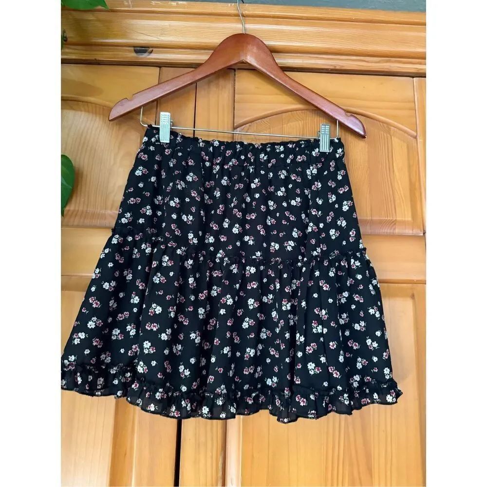 Miami Floral Print Tiered Ruffle Skirt SZ Small